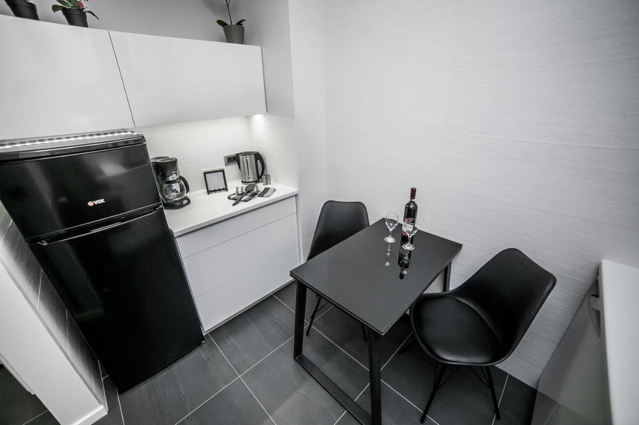 Sinergija Apartman Belgrád Kültér fotó